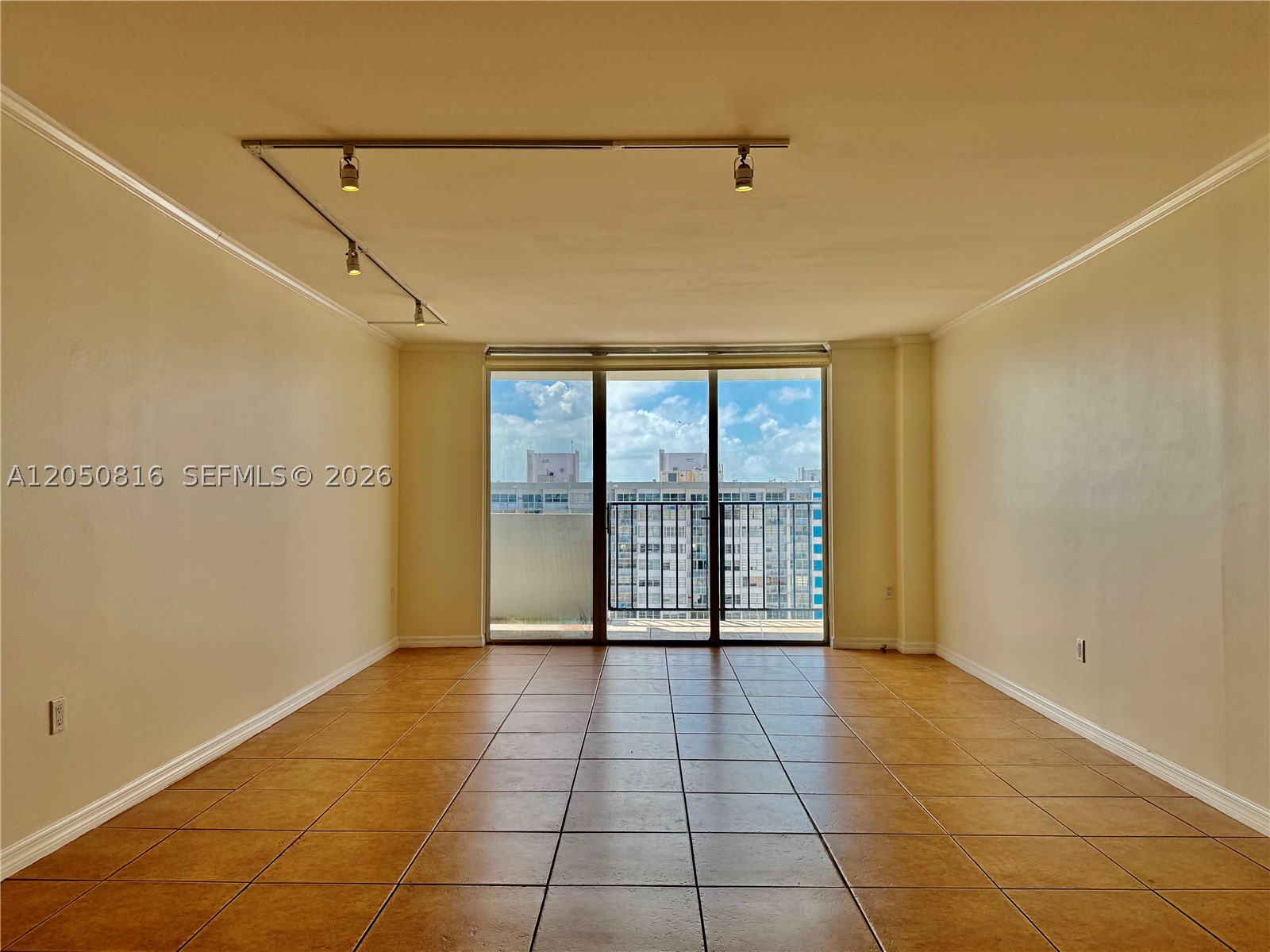 COMMODORE PLAZA CONDO - Residential Lease