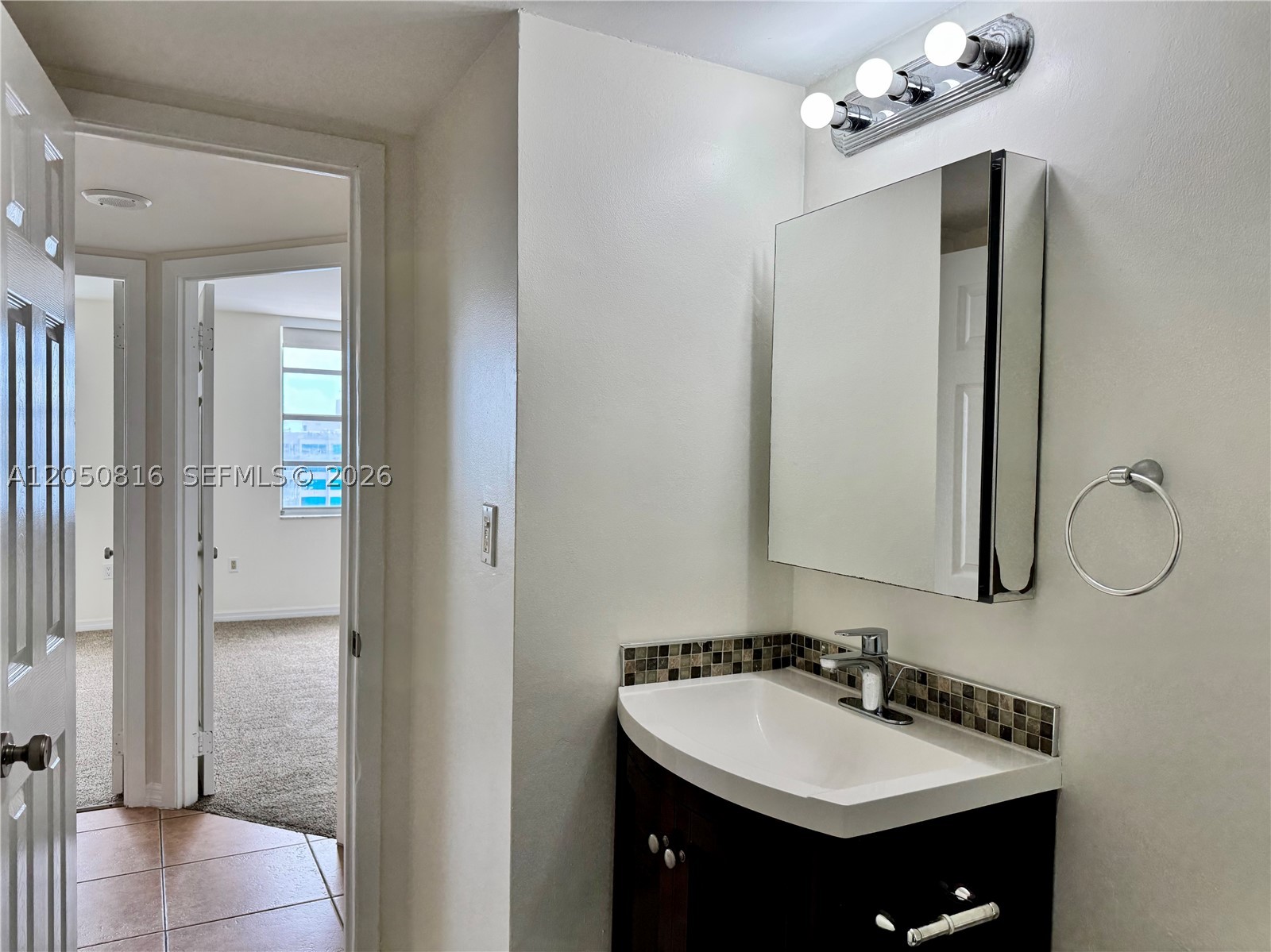 COMMODORE PLAZA CONDO - Residential Lease