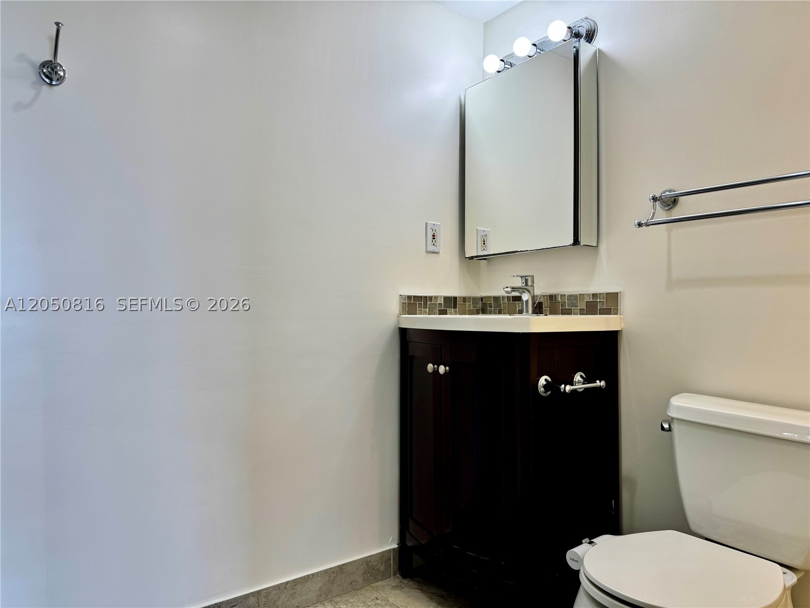 COMMODORE PLAZA CONDO - Residential Lease