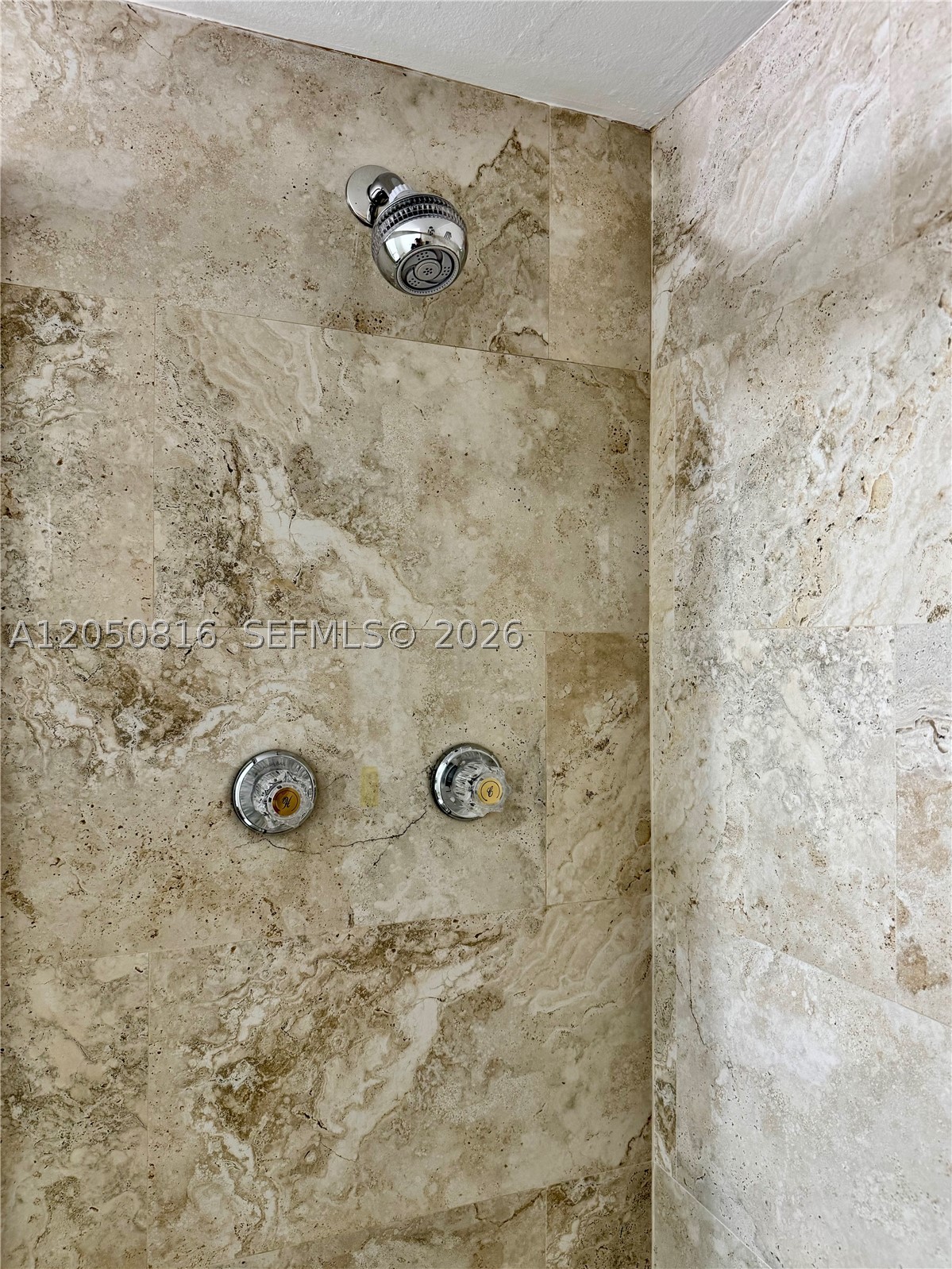 COMMODORE PLAZA CONDO - Residential Lease