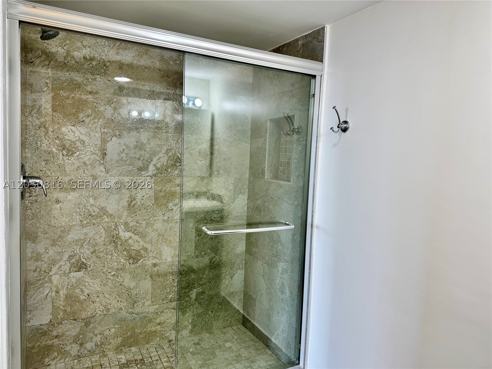COMMODORE PLAZA CONDO - Residential Lease