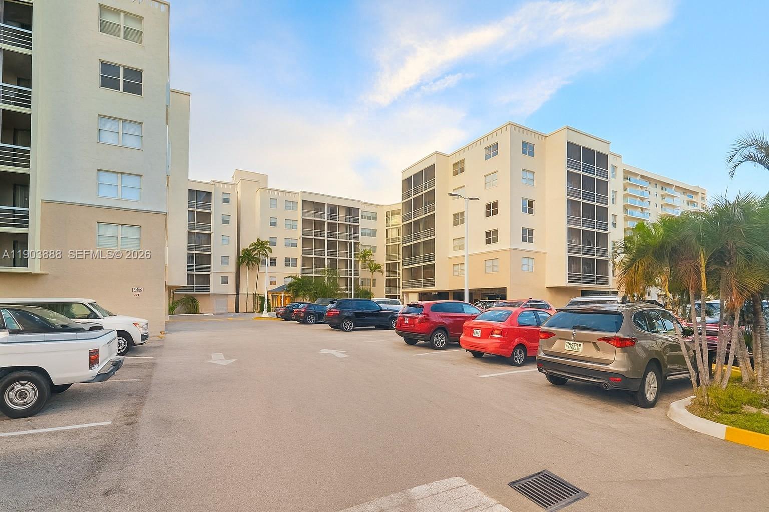 CARLTON BAY CONDO - Residential