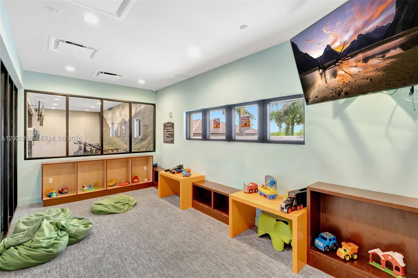 HIGHLAND AT PARK CENTRAL - Residential