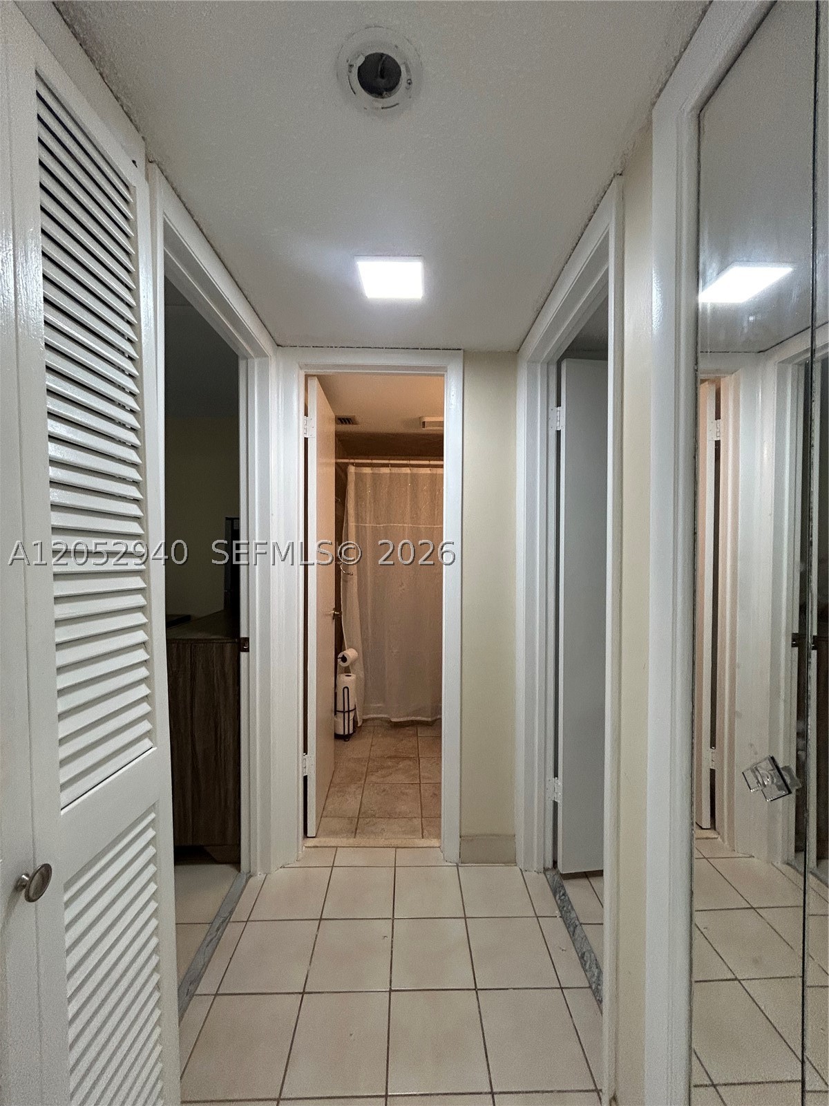VILLAS AT CARRIAGE HILLS - Residential Lease