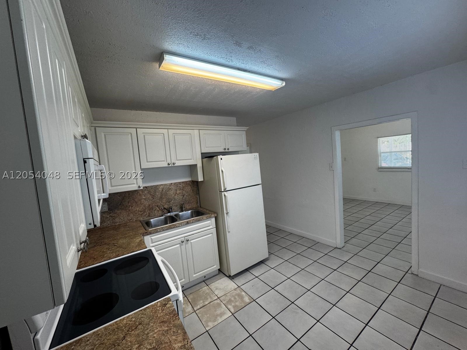 RELLAND PARK - Residential Lease