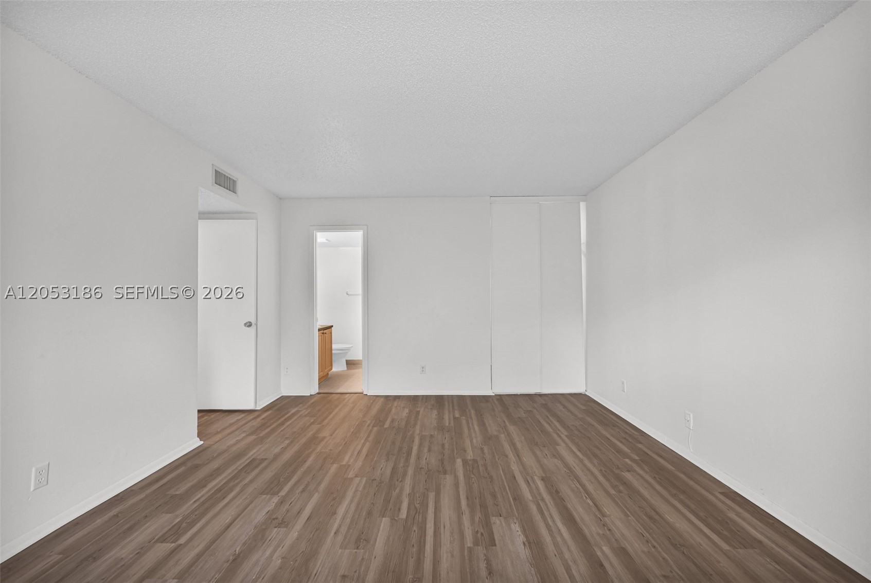 NEWPORT CONDO - Residential