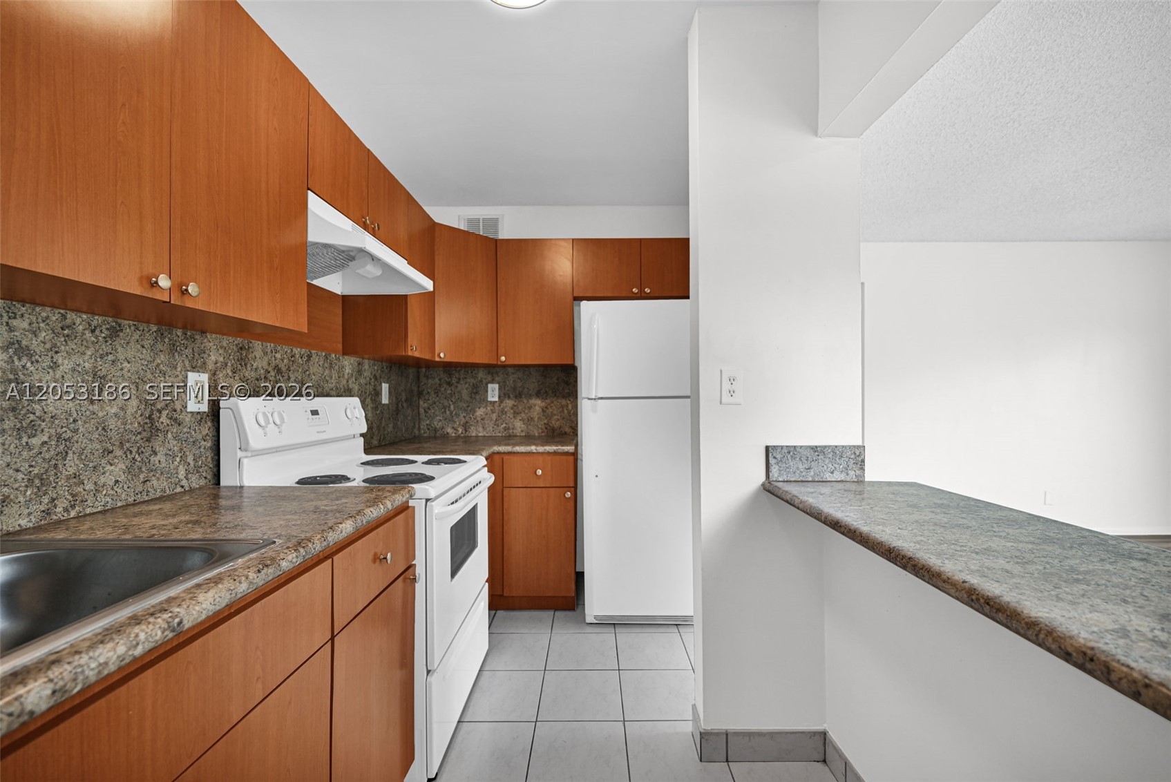 NEWPORT CONDO - Residential