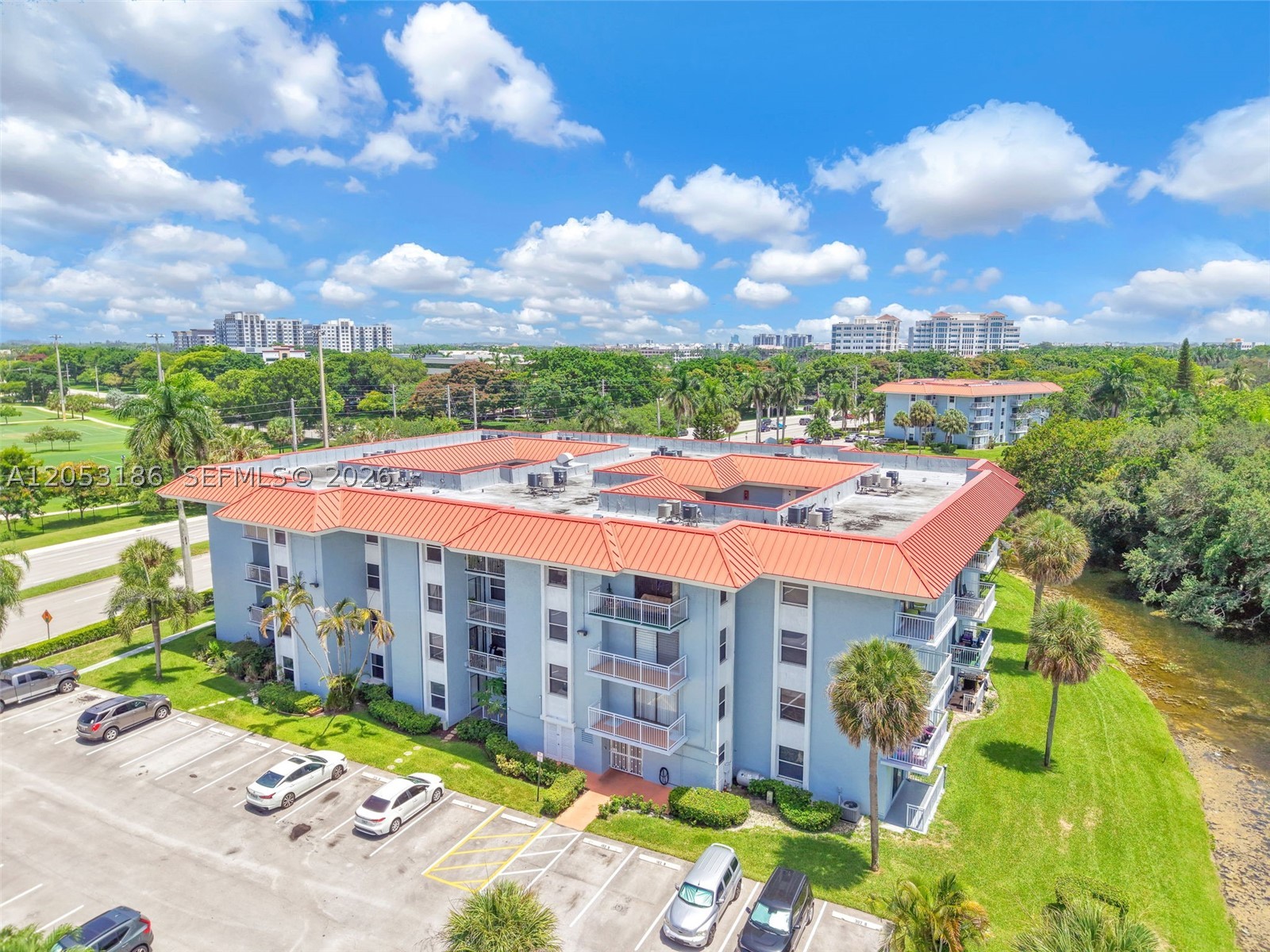 NEWPORT CONDO - Residential