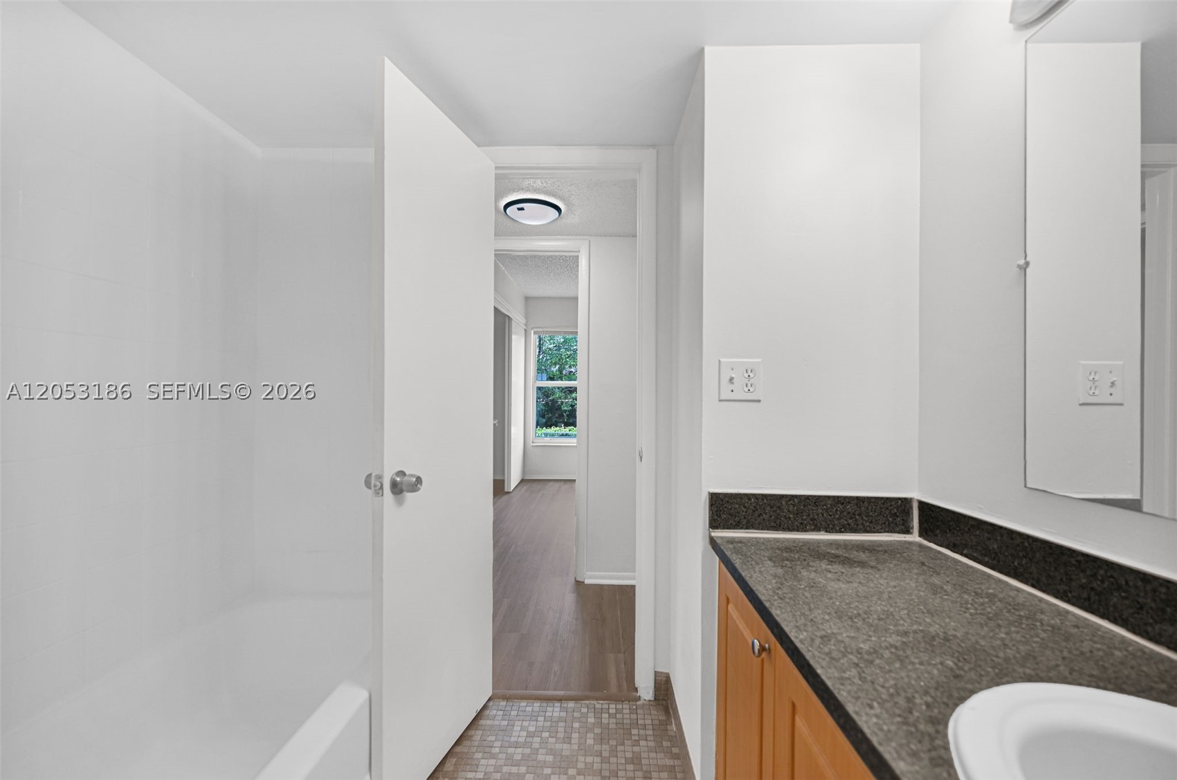 NEWPORT CONDO - Residential