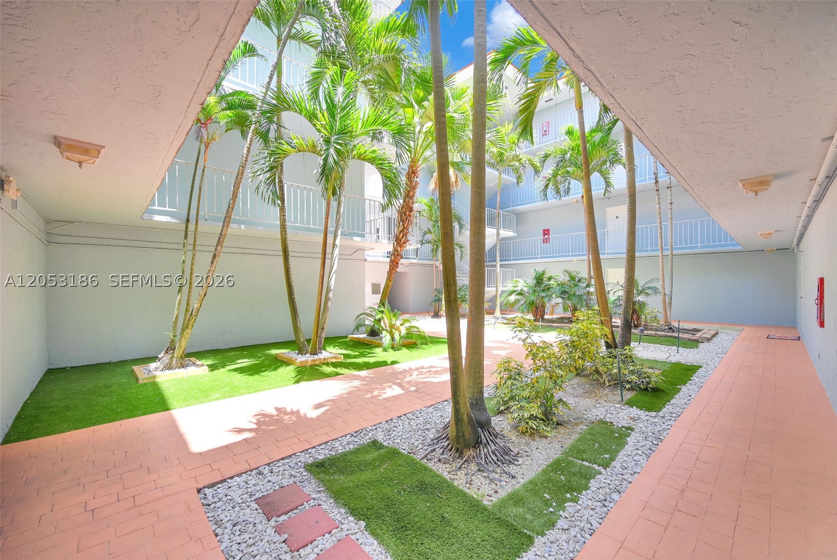 NEWPORT CONDO - Residential