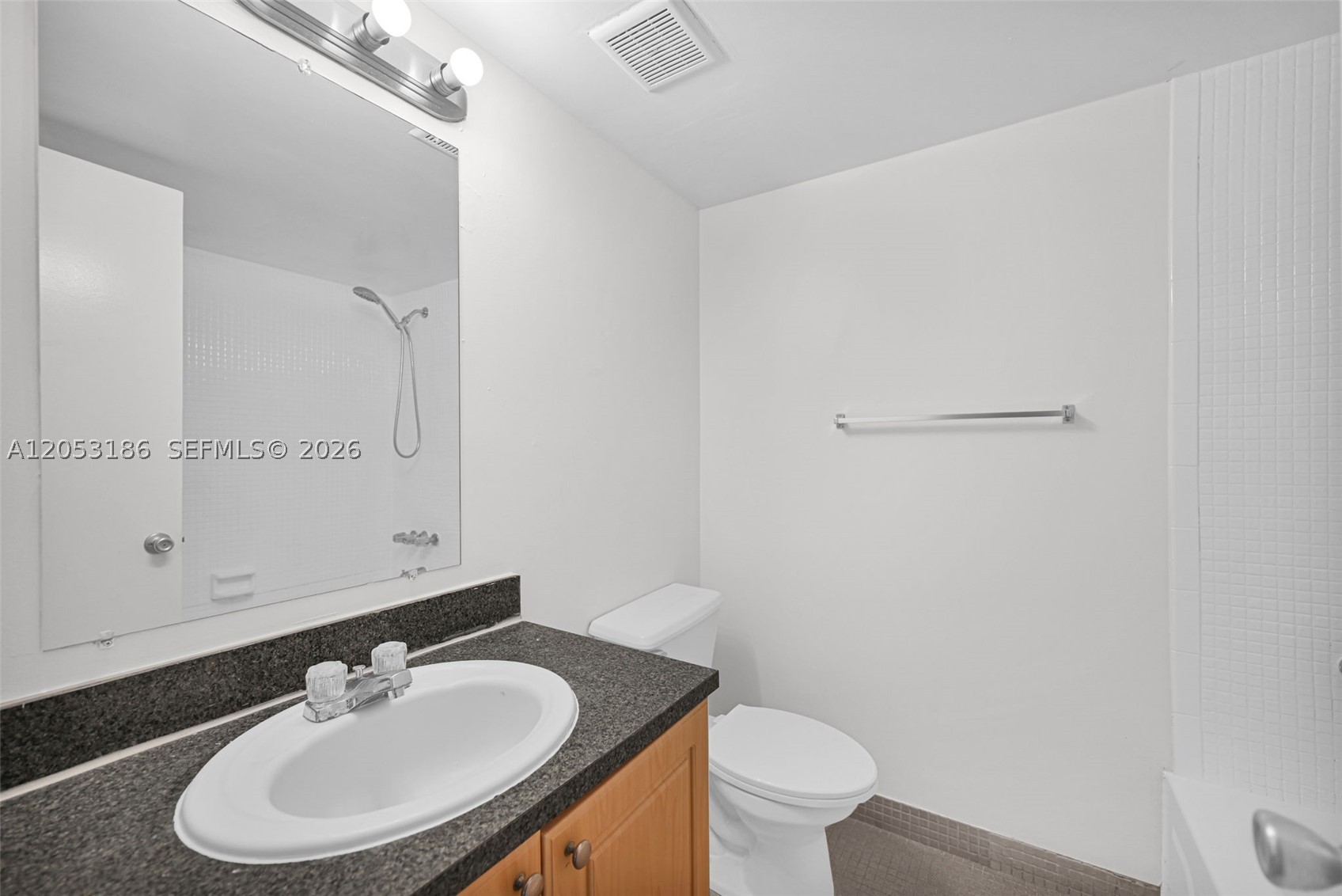 NEWPORT CONDO - Residential