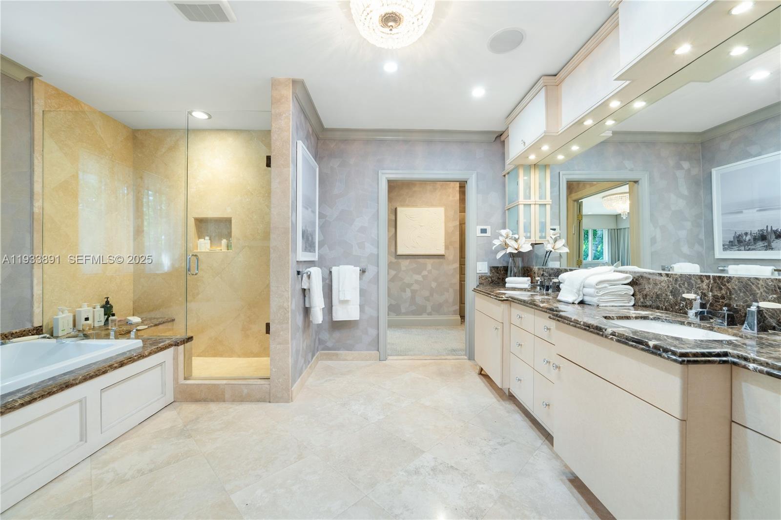 LA GORCE GOLF SUB - Residential