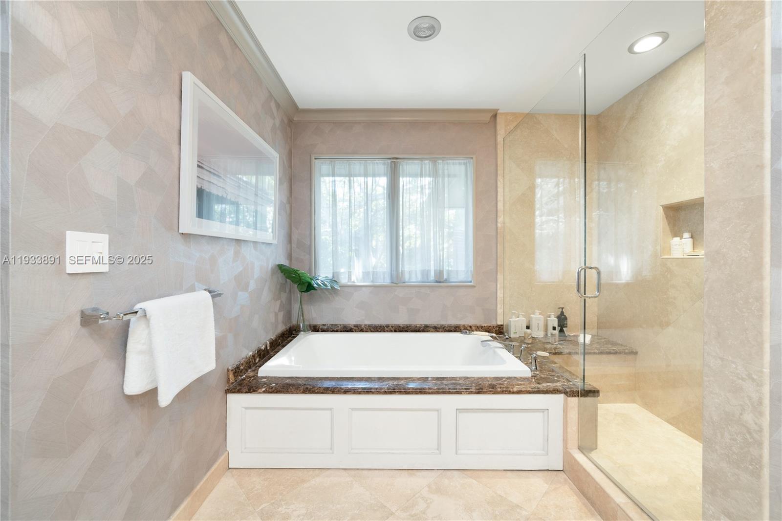 LA GORCE GOLF SUB - Residential