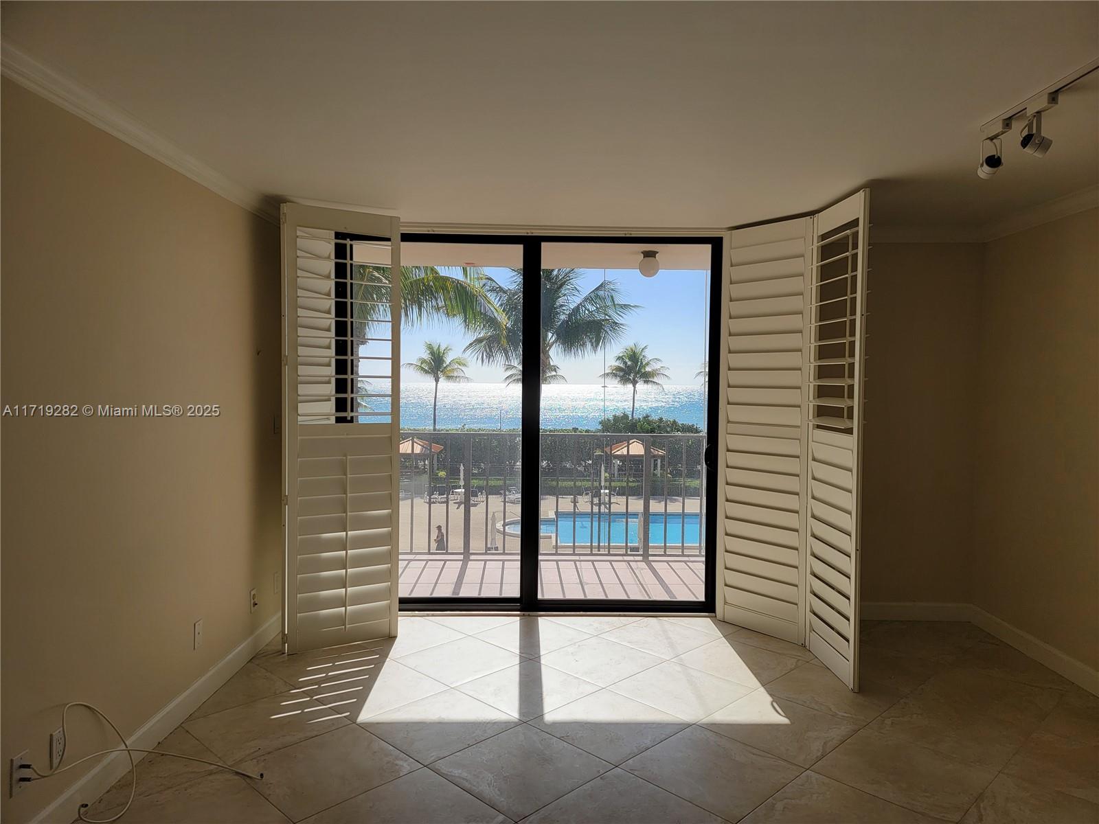 OCEANFRONT PLAZA CONDO - Residential Lease