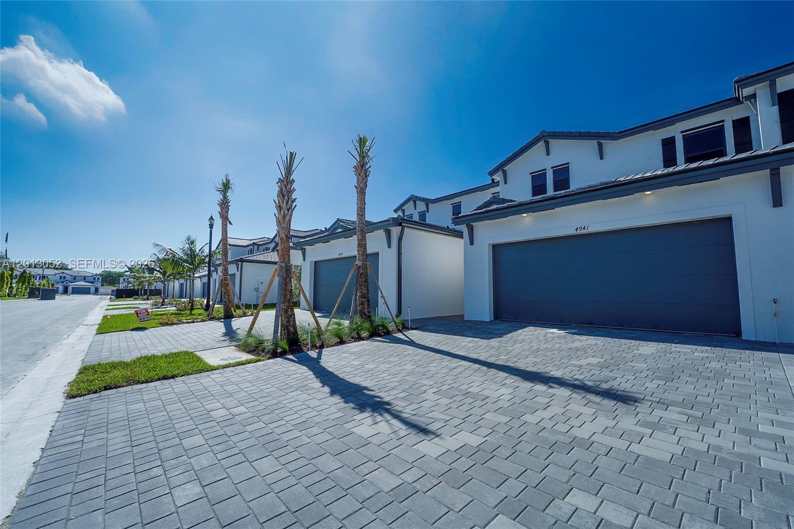 DANIA PRESERVE - Residential
