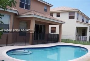 SILVER FALLS - Residential Lease