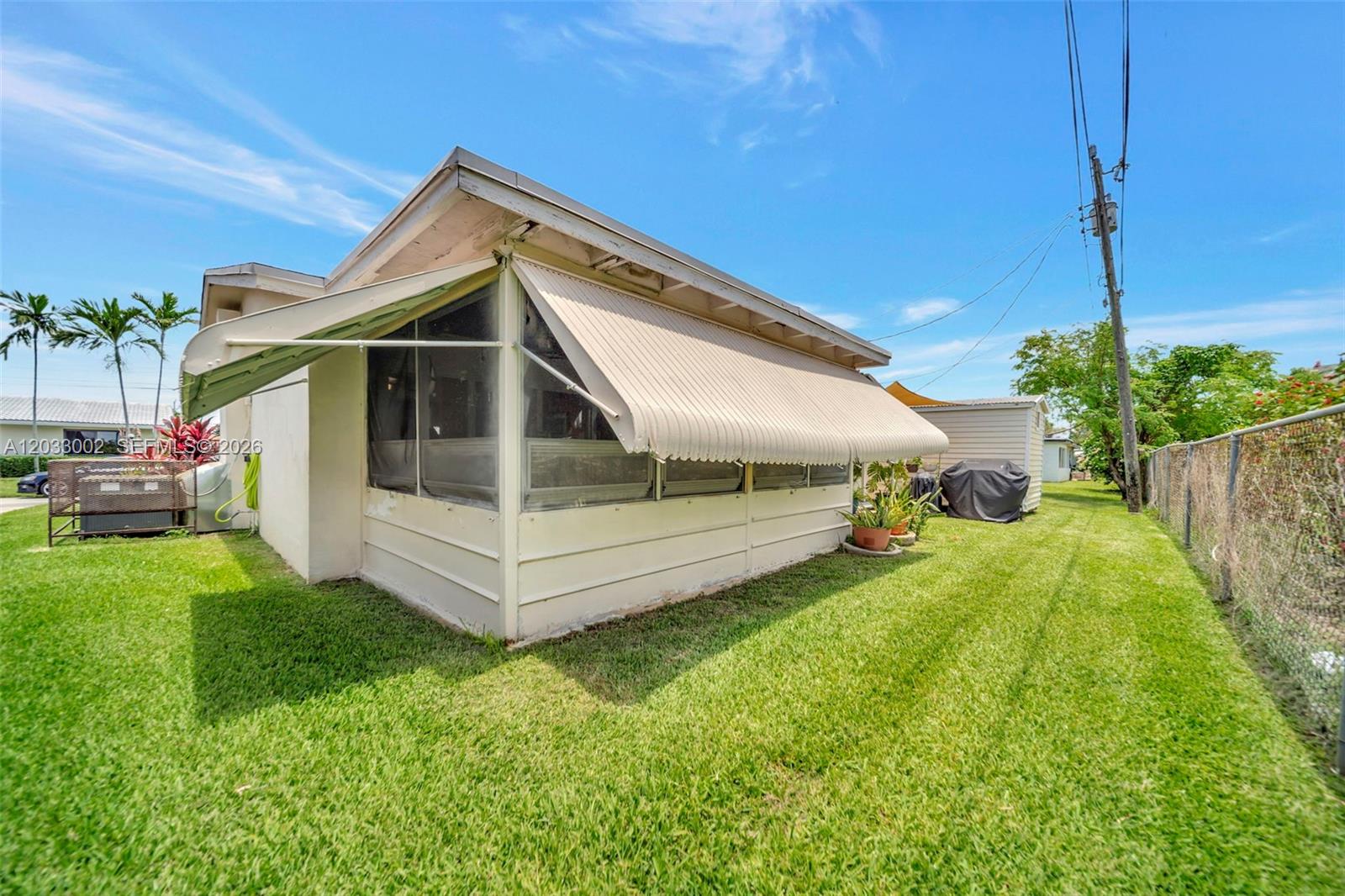 TAMARAC LAKES NORTH - Residential