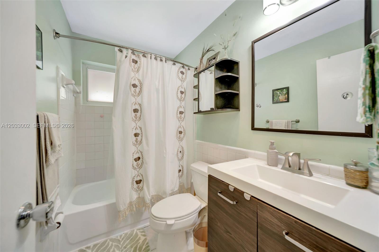 TAMARAC LAKES NORTH - Residential