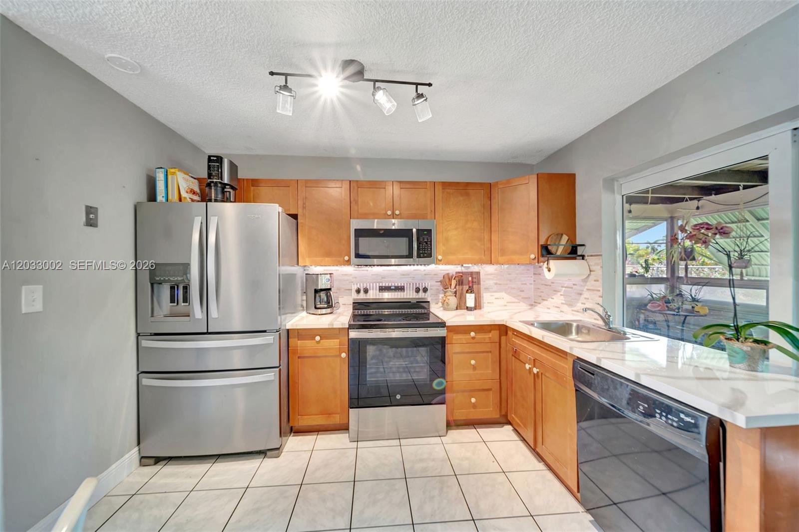 TAMARAC LAKES NORTH - Residential