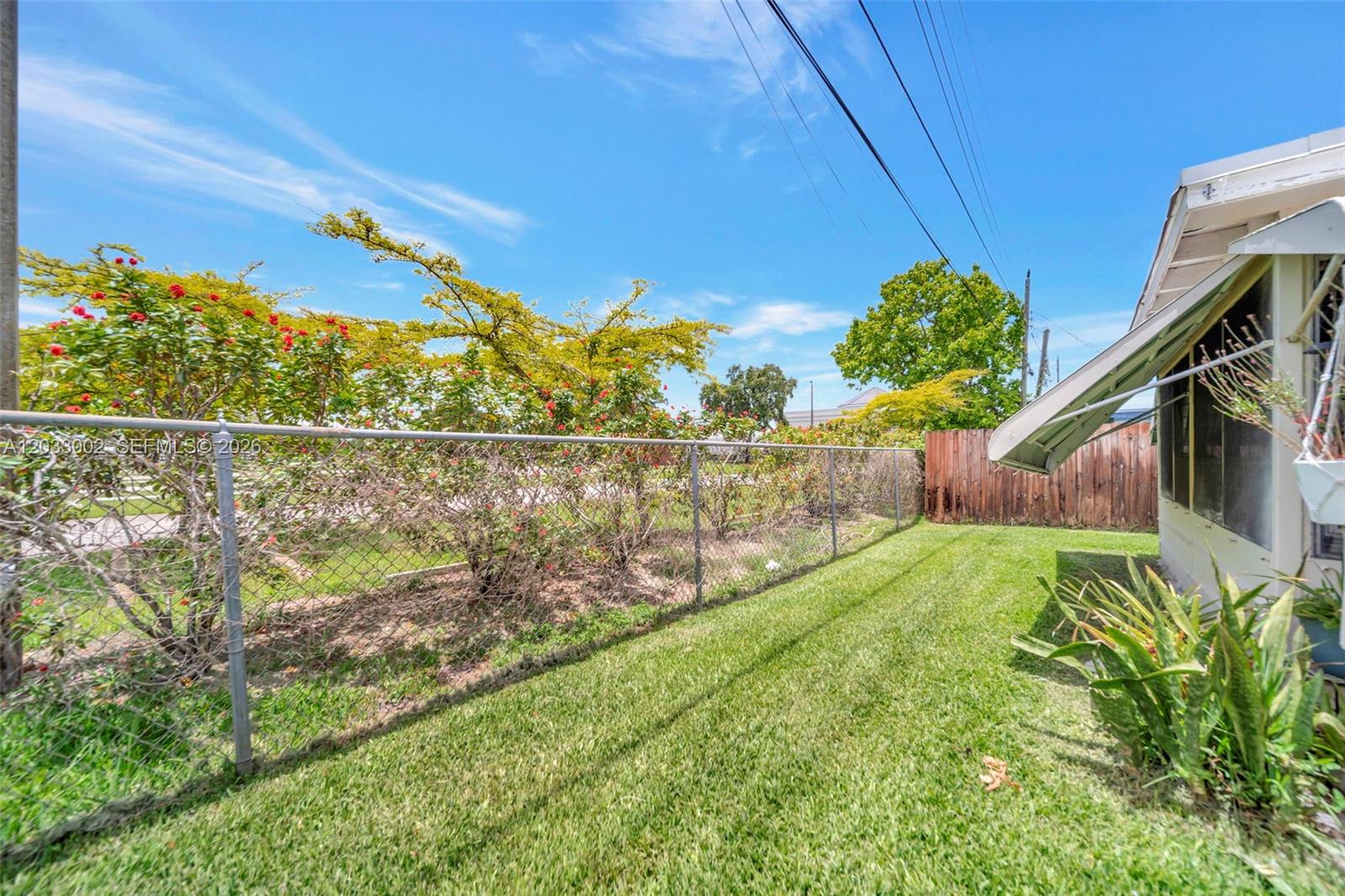 TAMARAC LAKES NORTH - Residential