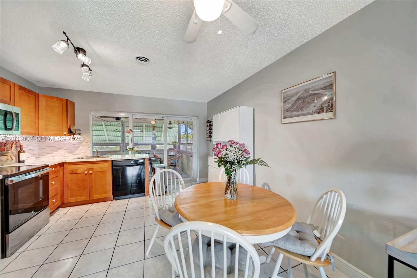 TAMARAC LAKES NORTH - Residential