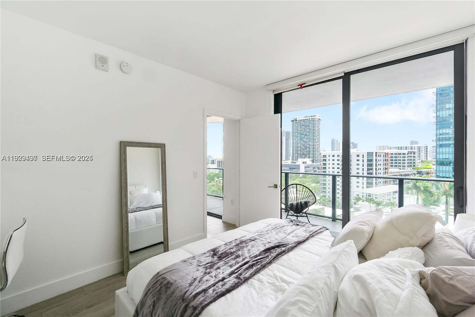 3401 MIDTOWN CONDO - Residential