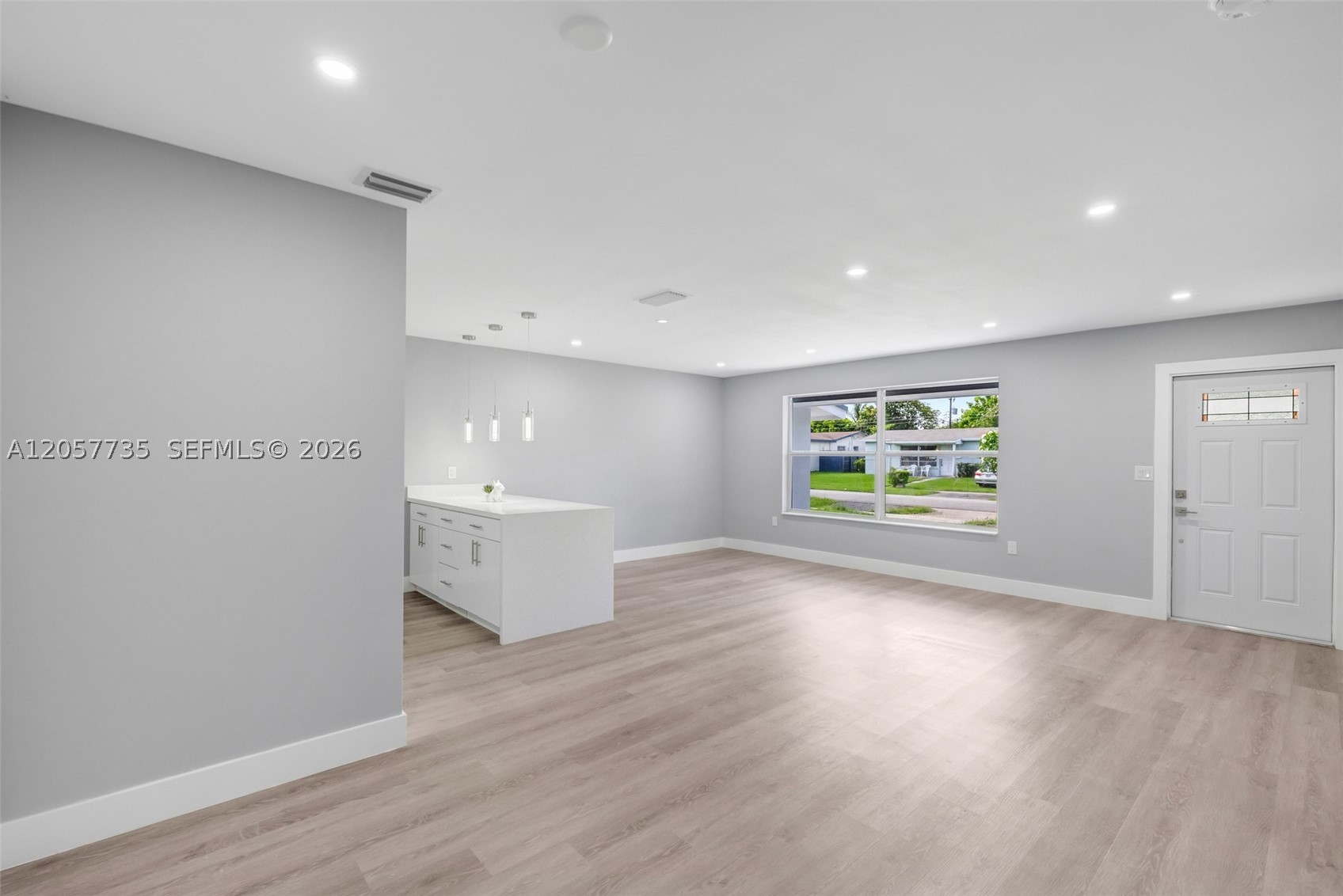 SUNRISE GOLF VILLAGE SEC - Residential