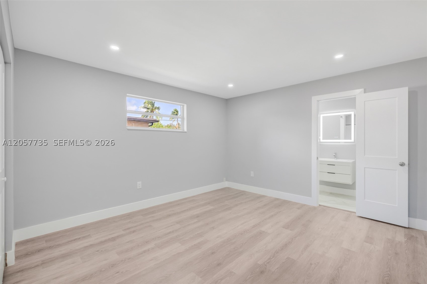 SUNRISE GOLF VILLAGE SEC - Residential