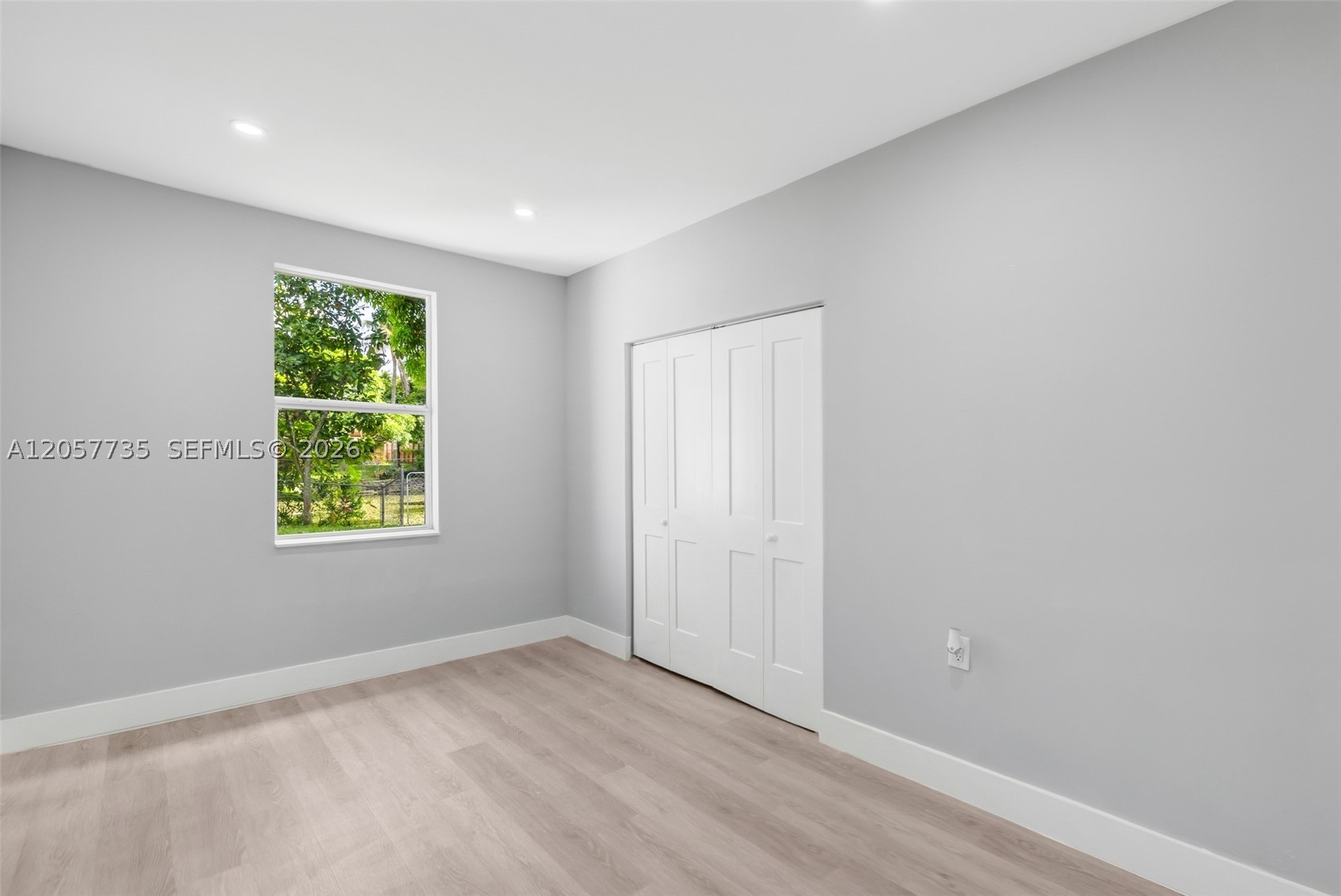 SUNRISE GOLF VILLAGE SEC - Residential