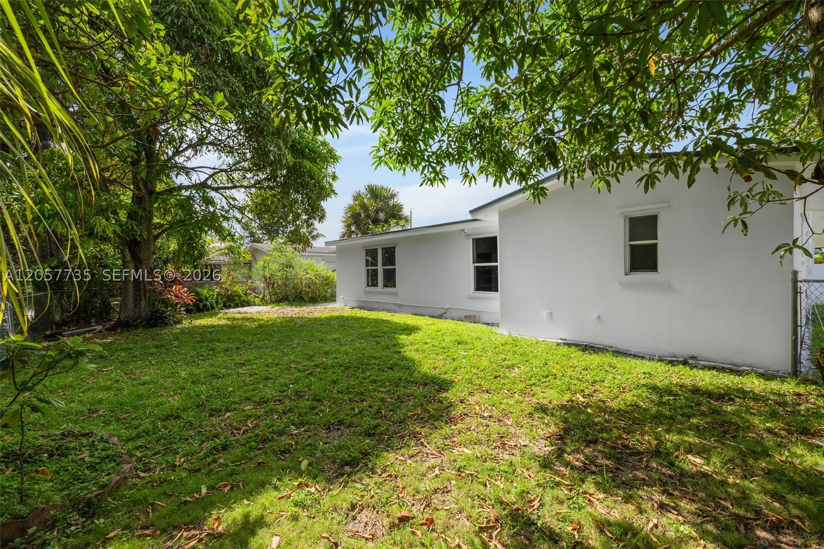 SUNRISE GOLF VILLAGE SEC - Residential