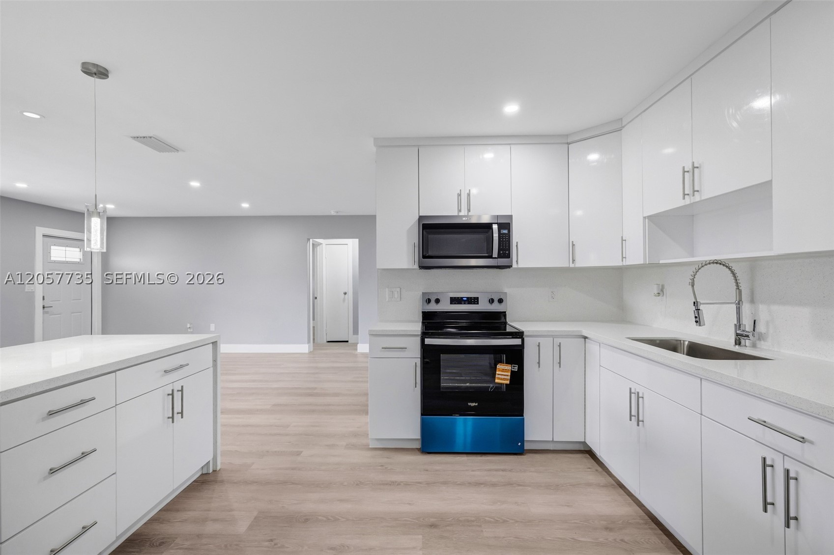 SUNRISE GOLF VILLAGE SEC - Residential