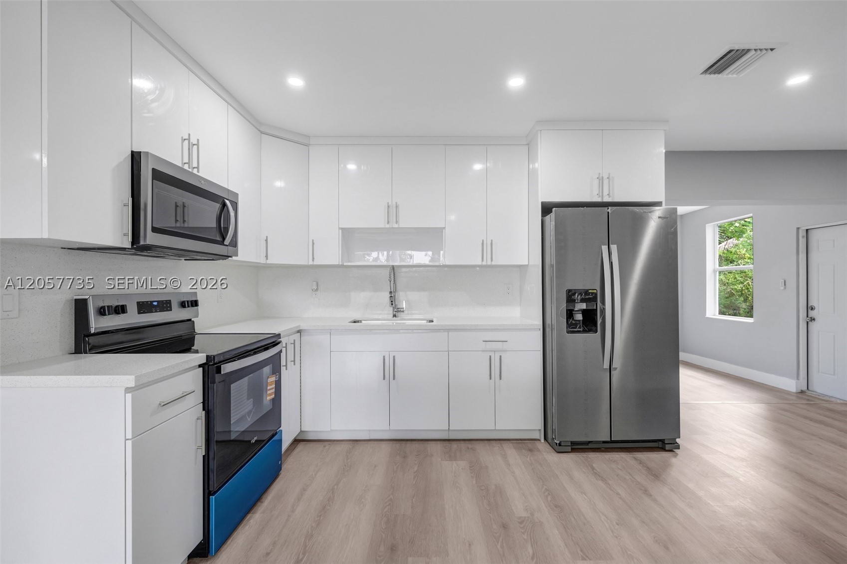 SUNRISE GOLF VILLAGE SEC - Residential