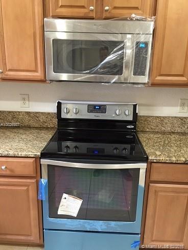 Beacon At Doral - Residential Lease