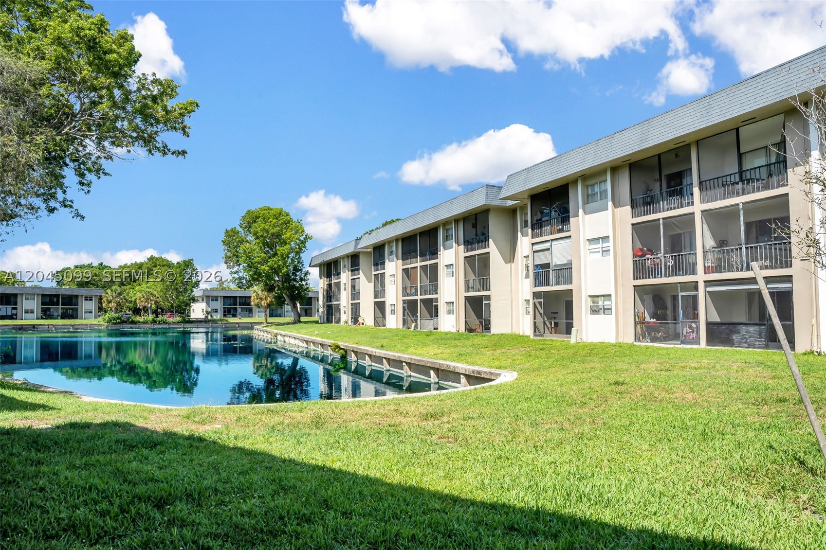 VERSAILLES GARDENS CONDO - Residential