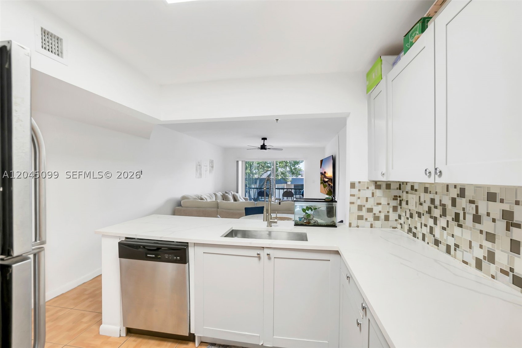 VERSAILLES GARDENS CONDO - Residential