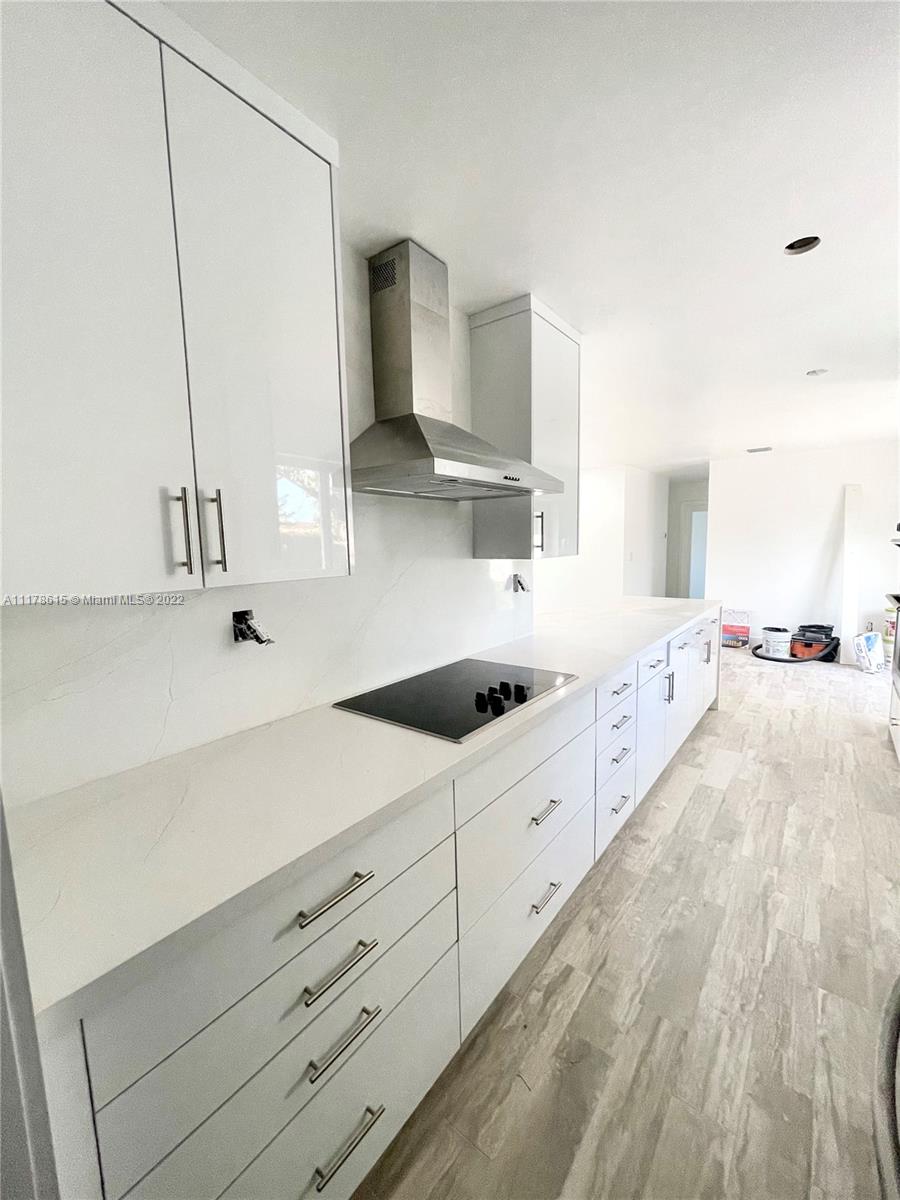 HEFTLER HOMES SUNSET PARK - Residential Lease