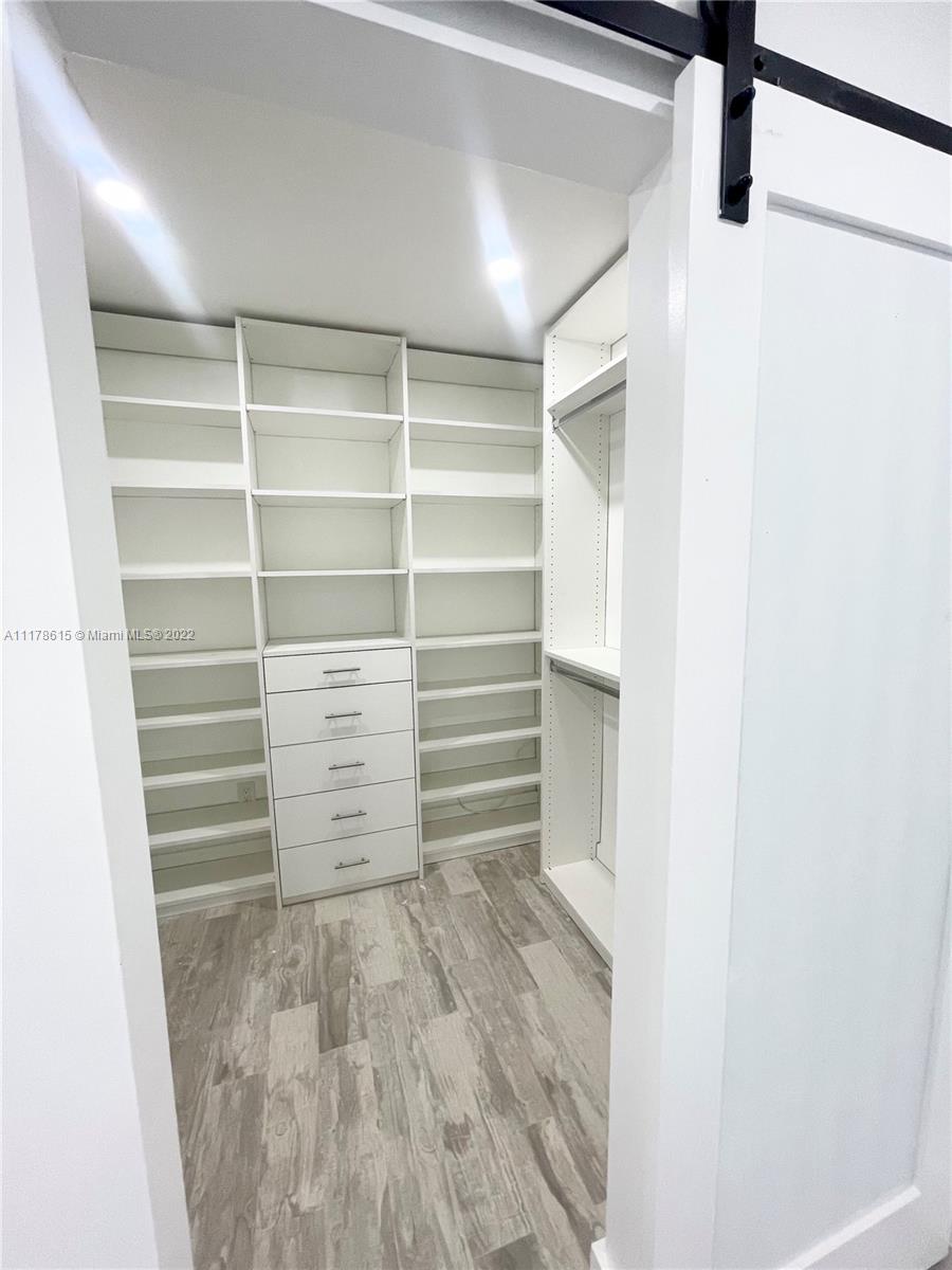 HEFTLER HOMES SUNSET PARK - Residential Lease