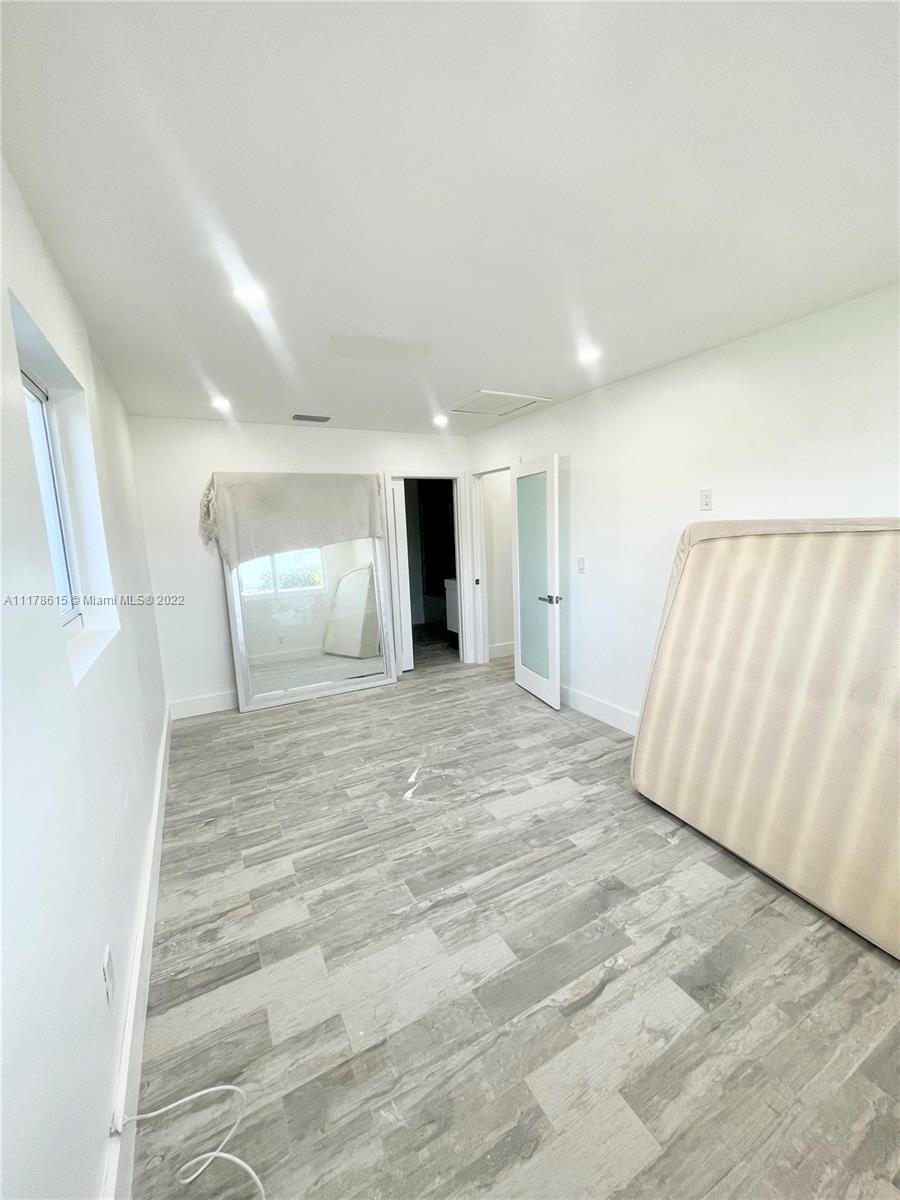 HEFTLER HOMES SUNSET PARK - Residential Lease