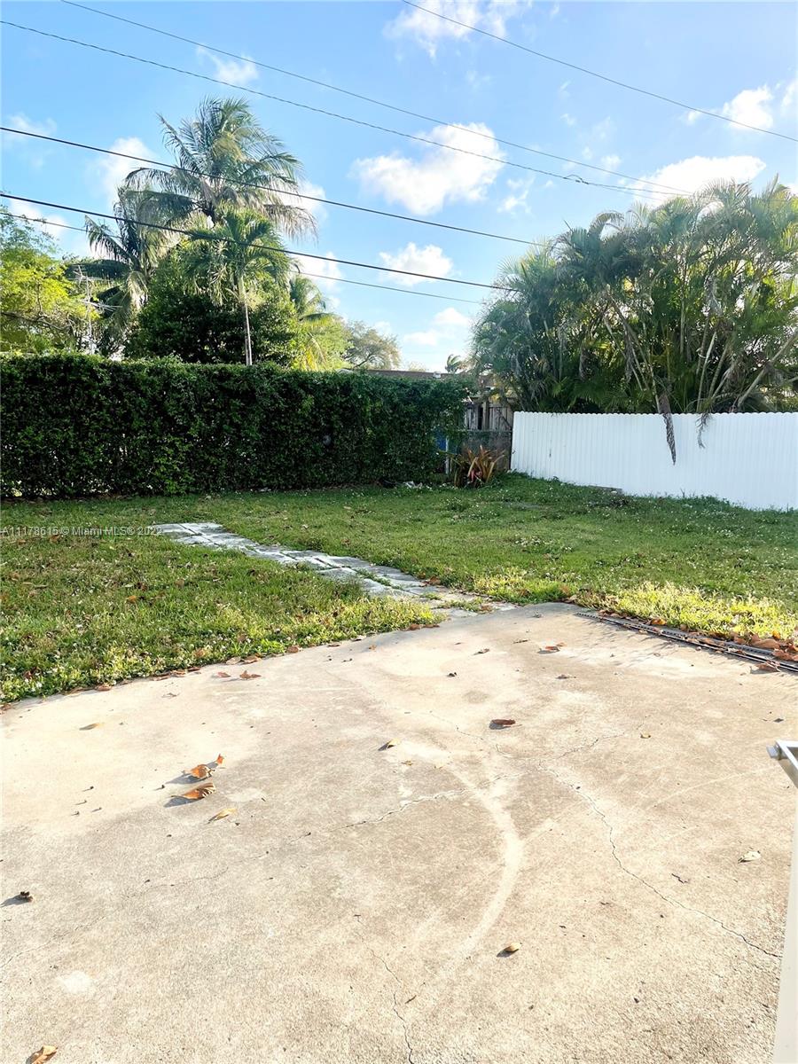 HEFTLER HOMES SUNSET PARK - Residential Lease