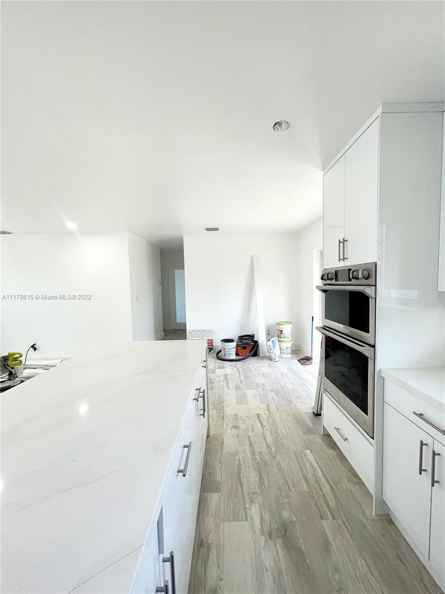 HEFTLER HOMES SUNSET PARK - Residential Lease