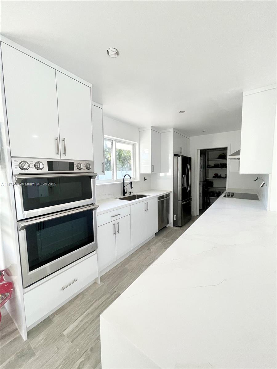HEFTLER HOMES SUNSET PARK - Residential Lease