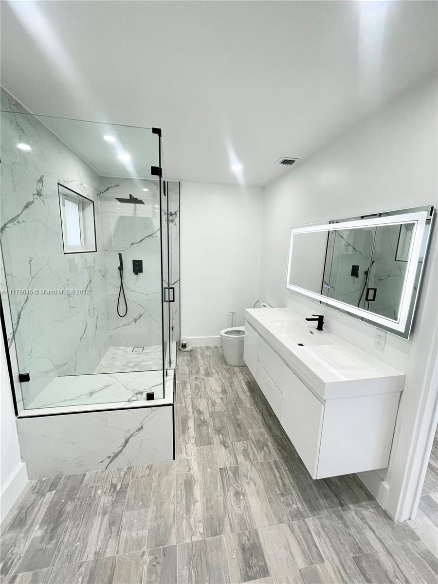 HEFTLER HOMES SUNSET PARK - Residential Lease