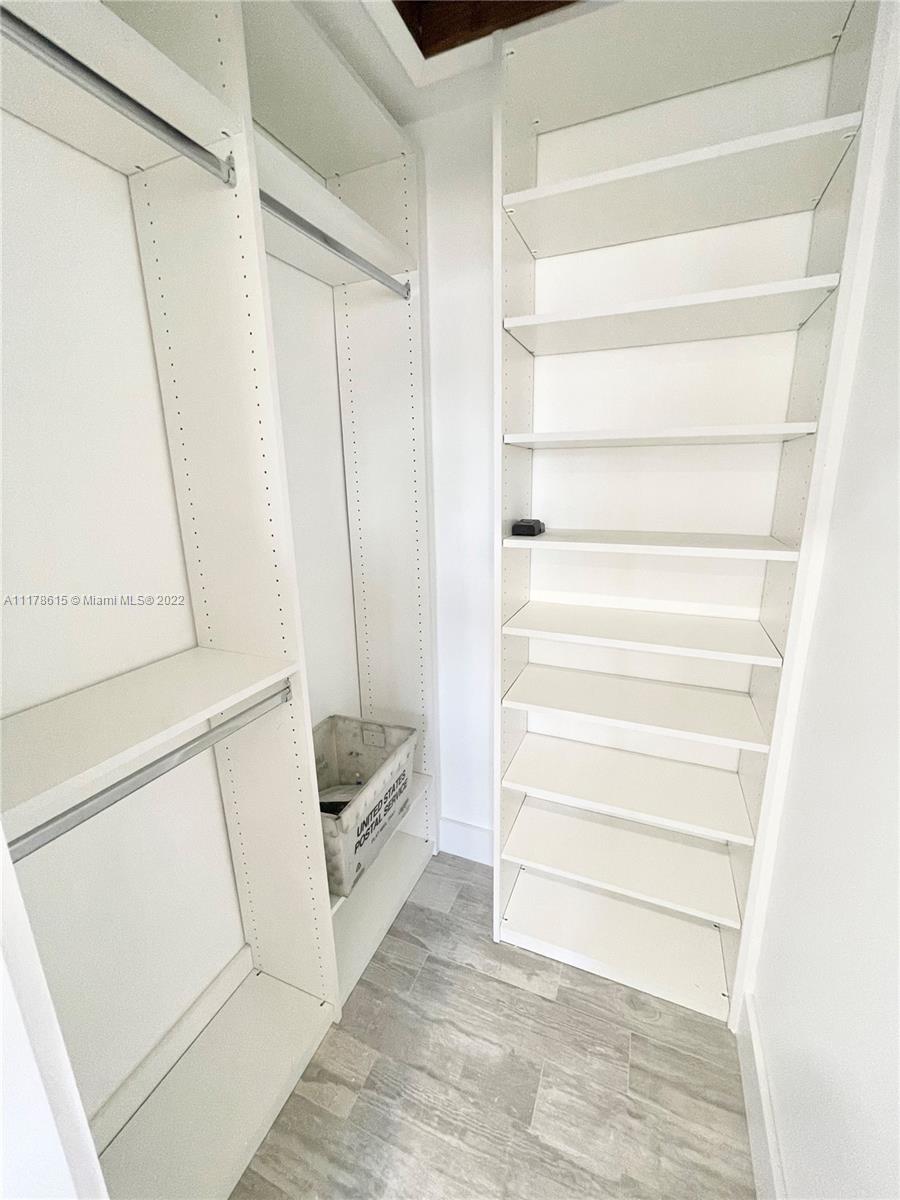 HEFTLER HOMES SUNSET PARK - Residential Lease