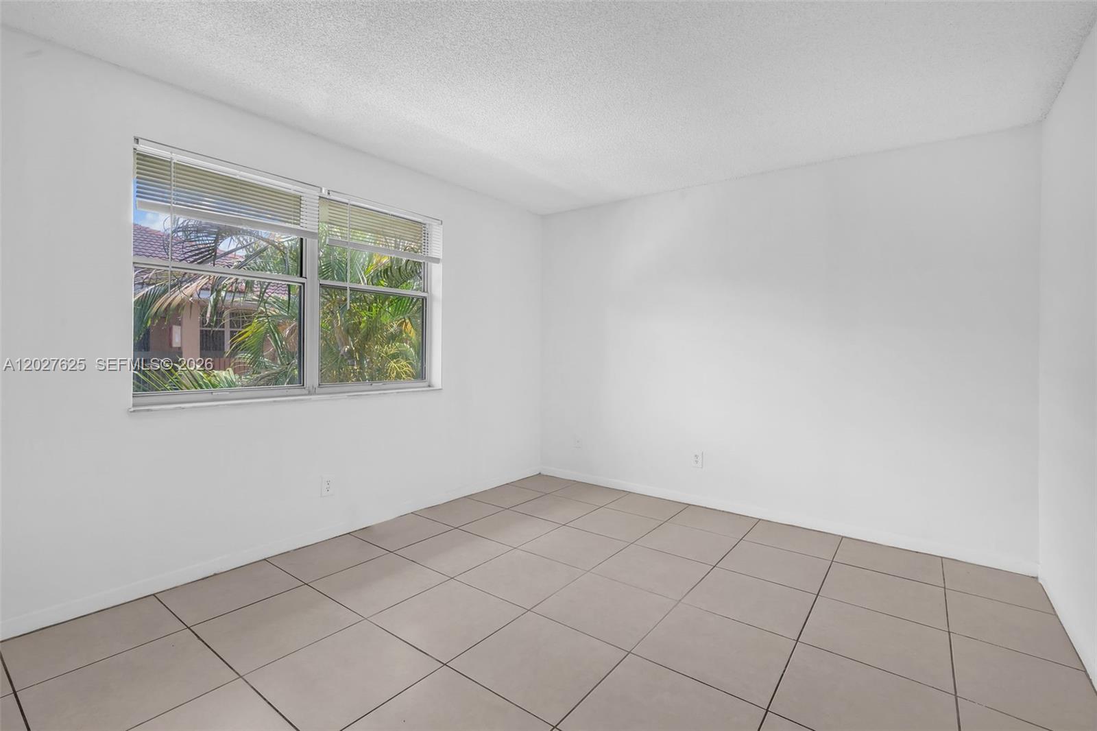 BELLA GRAND CONDO - Residential