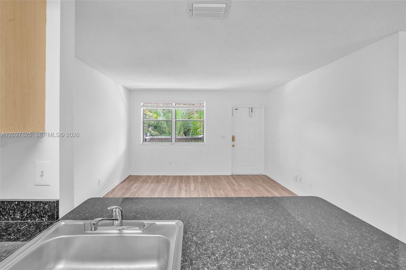 BELLA GRAND CONDO - Residential