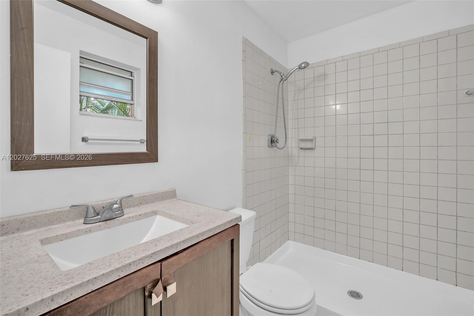 BELLA GRAND CONDO - Residential