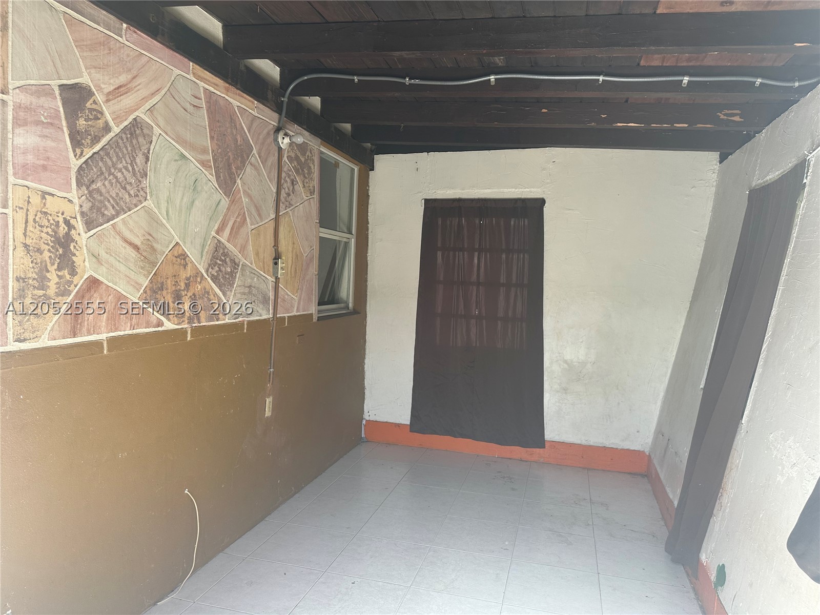 RIVERA MANOR - Residential