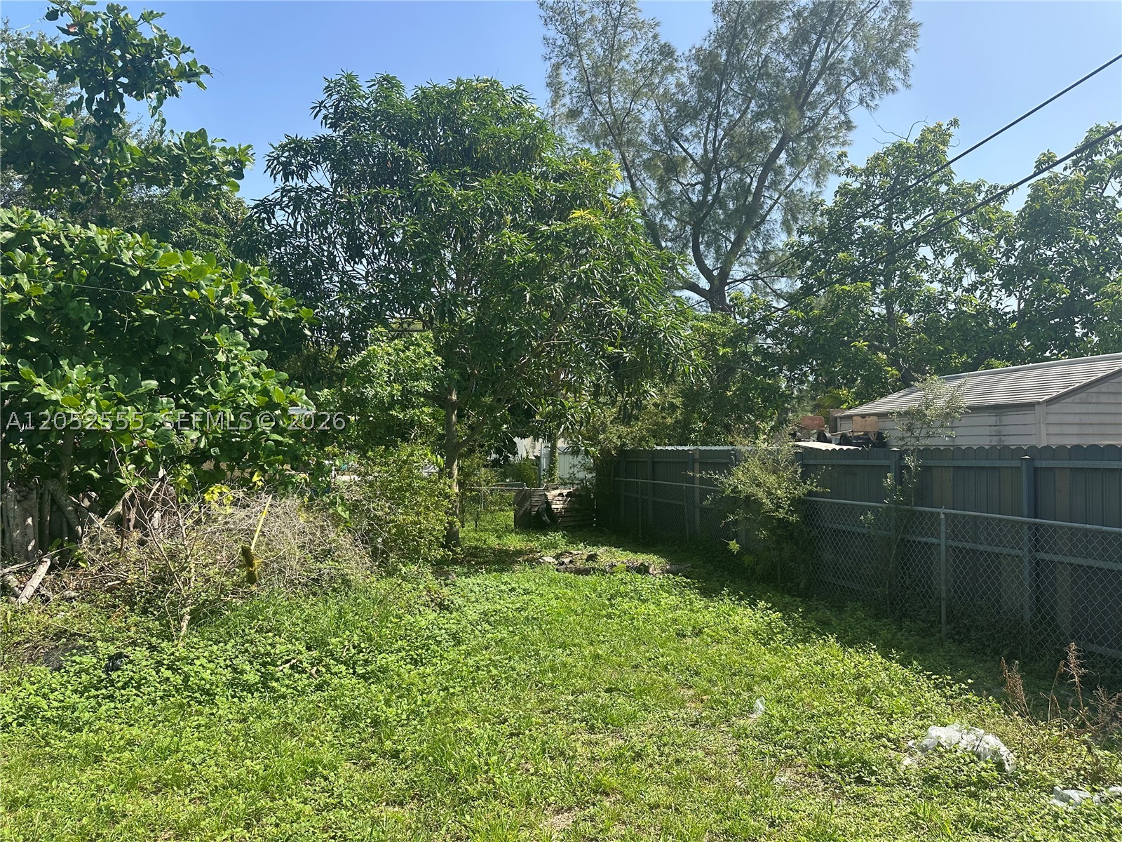 RIVERA MANOR - Residential