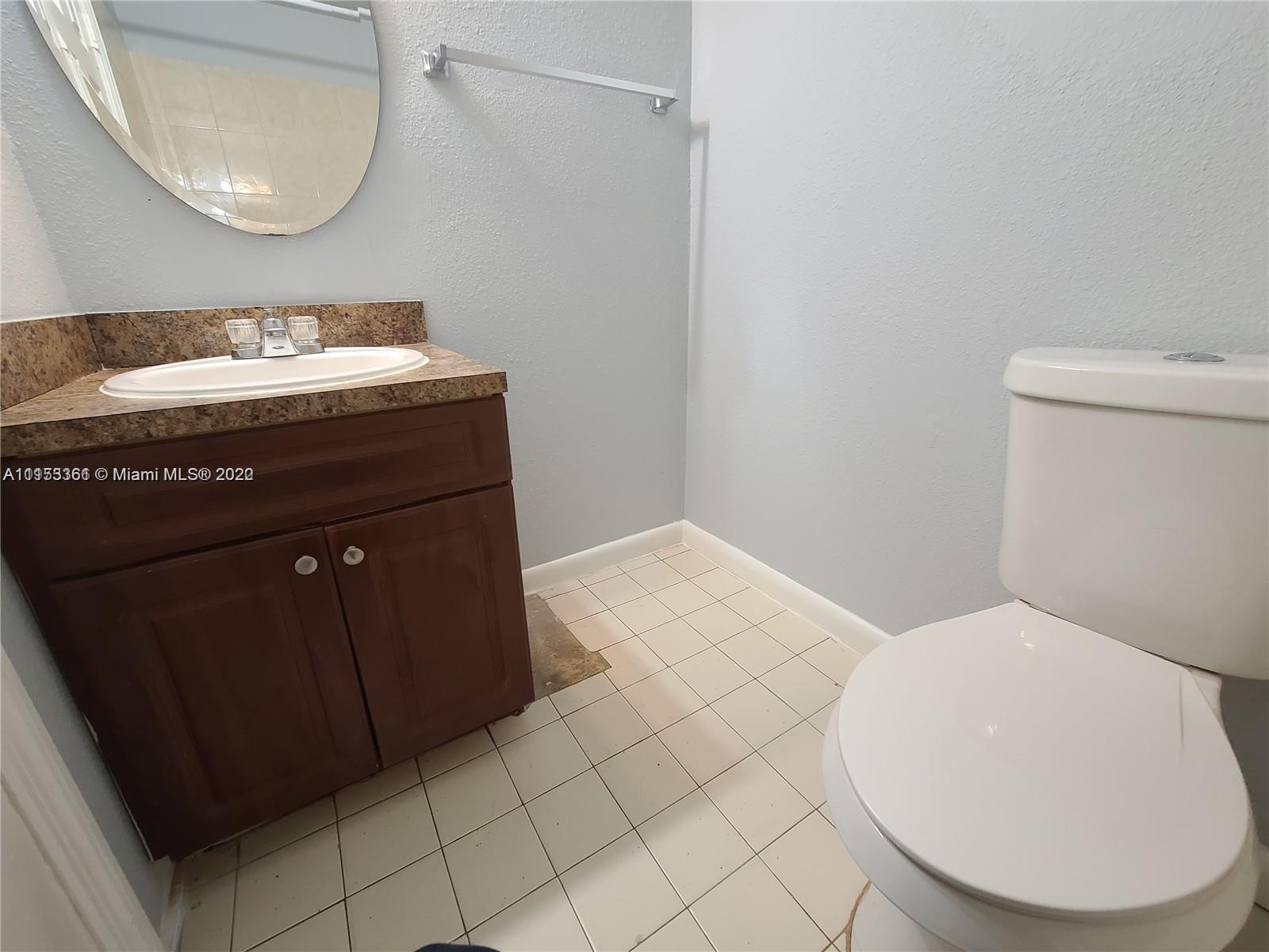 ORIOLE ESTATES SEC 8 - Residential Lease