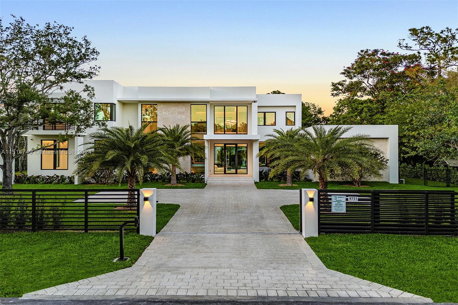 PINE ACRES ESTS - Residential